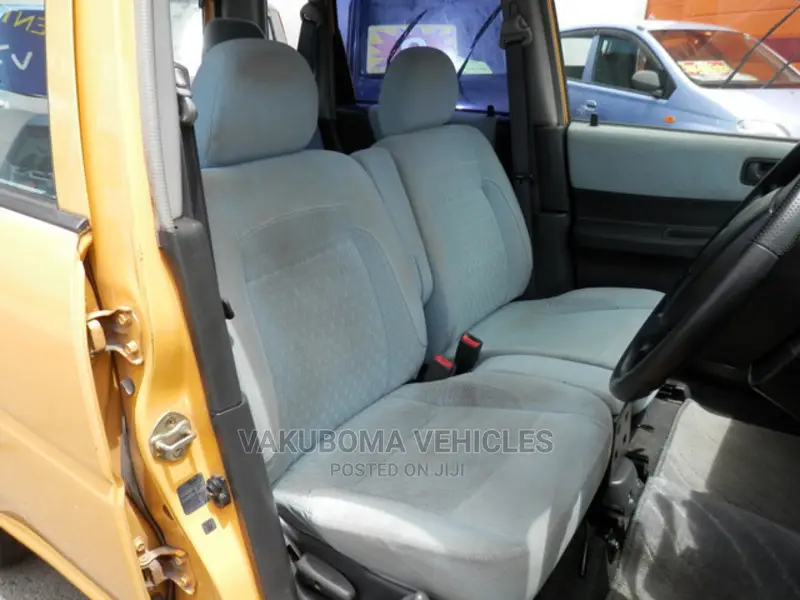 Subaru Pleo 2002 Yellow