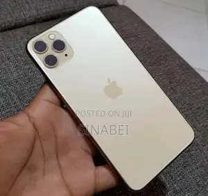 Apple iPhone 11 Pro Max 64 GB Gold