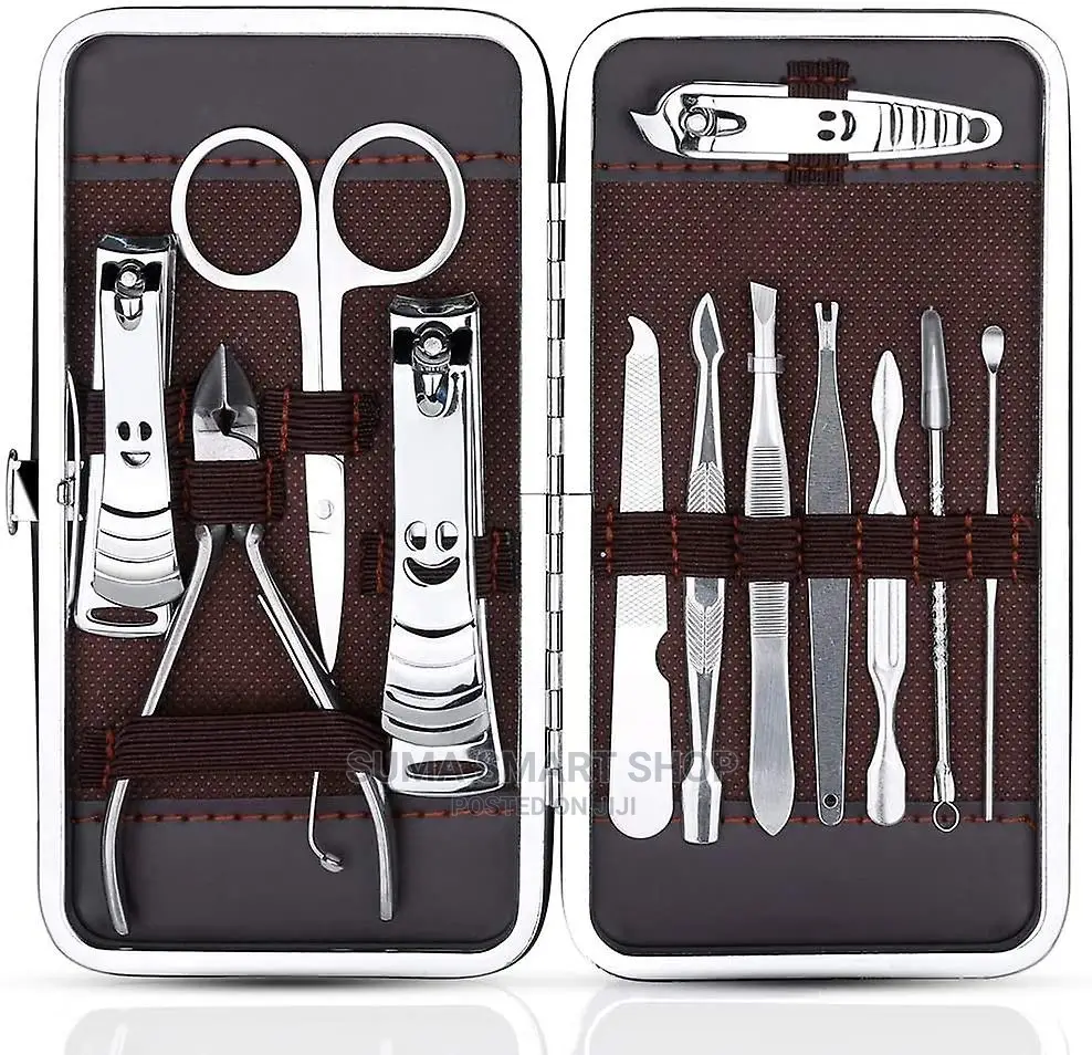 MANICURE Set .(Vifaa Vya Kucha ) .