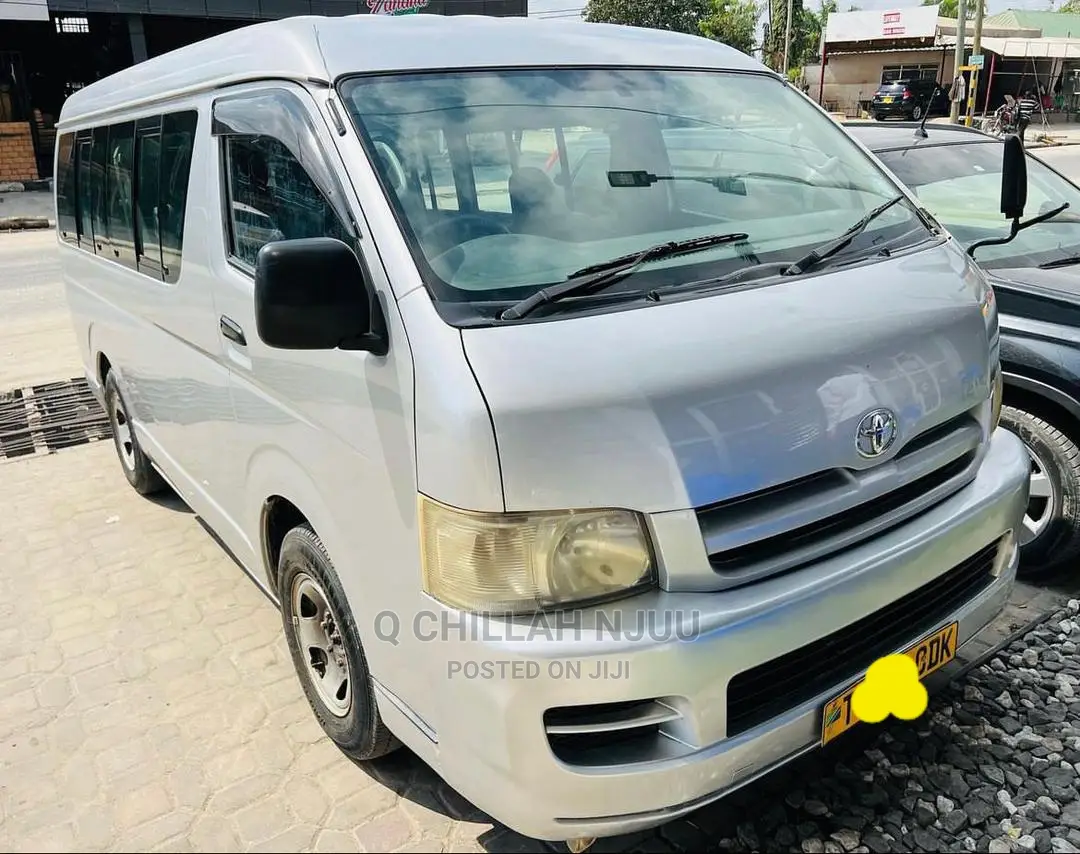Toyota HiAce 2008 Silver