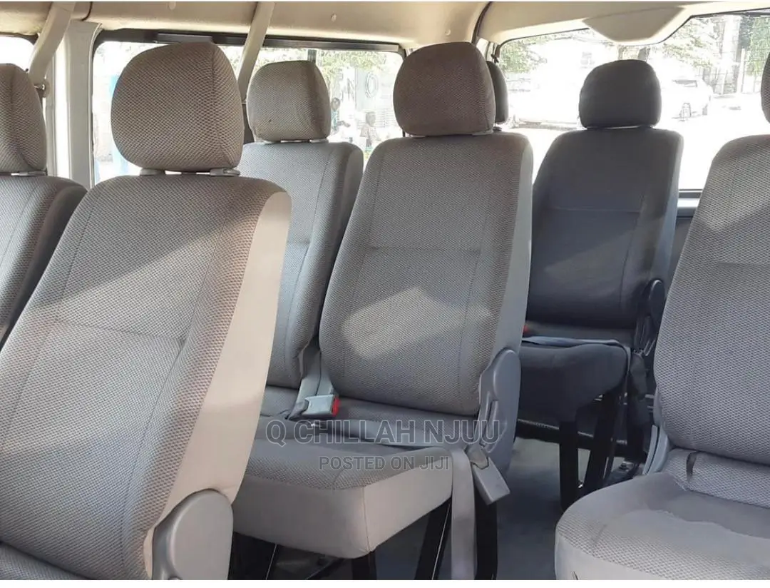 Toyota HiAce 2008 Silver