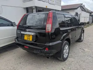 Nissan X-Trail 2.0 Comfort 2005 Black