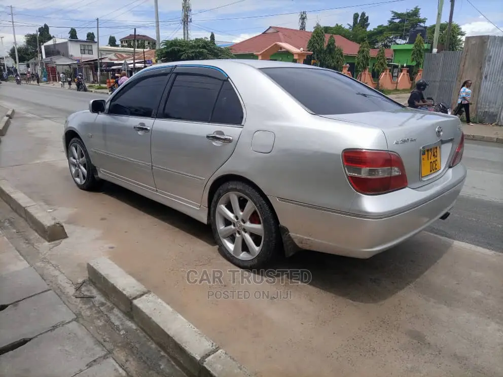 Toyota Brevis 2004 Silver