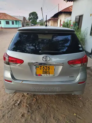 Toyota Wish 2009 Silver