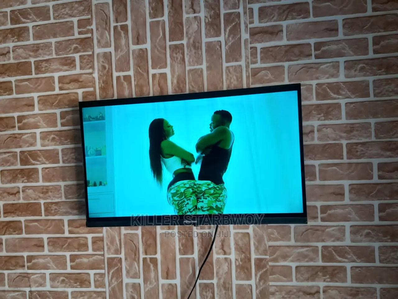 Hisense Inchi 32 Frameless