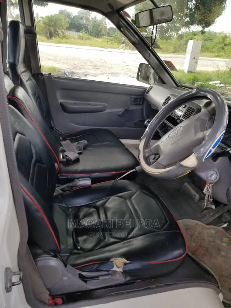 Toyota Townace 2004 White
