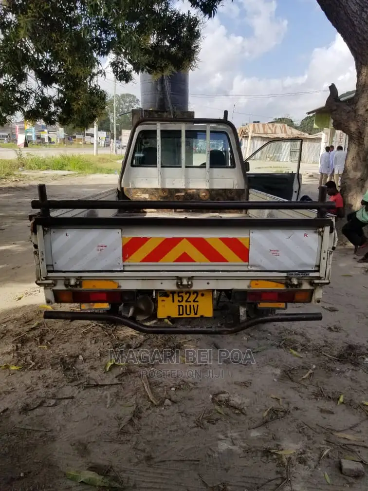 Toyota Townace 2004 White