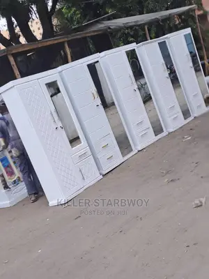 Kabati Mpya Za Nguo Milango 2