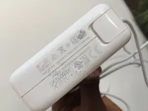 Chaja Za Laptop Za Apple Za Mtumba, Ni Adapta Halisi