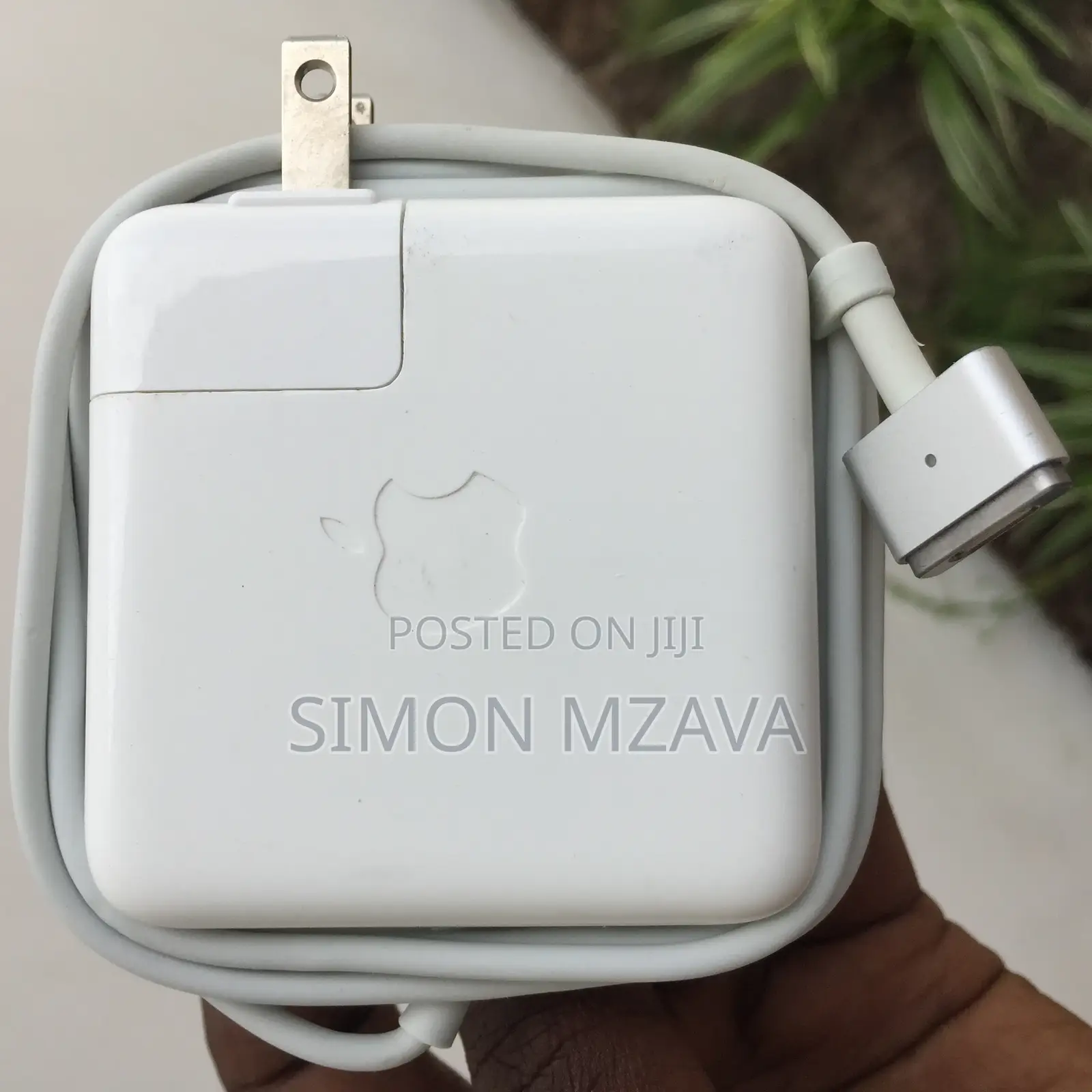 Adapta Za Laptop Apple Halisi (Org) Kutoka Marekani Na UK.