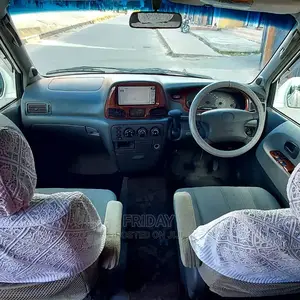 Toyota Noah 2001 White