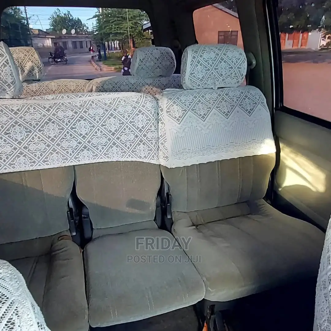 Toyota Noah 2001 White