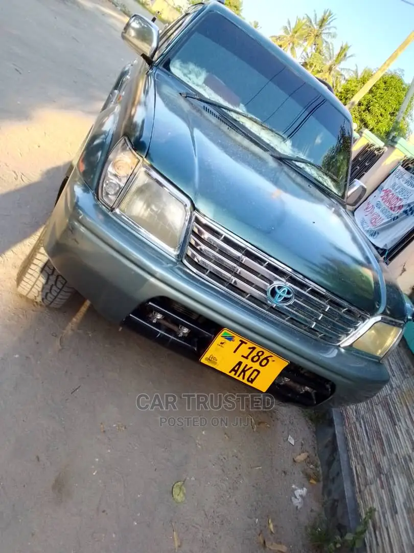 Toyota Land Cruiser Prado 2.7 16V 3dr 1997 Green