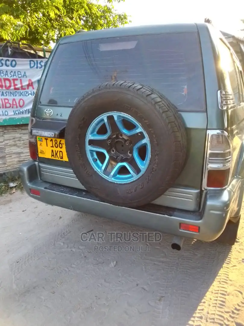 Toyota Land Cruiser Prado 2.7 16V 3dr 1997 Green
