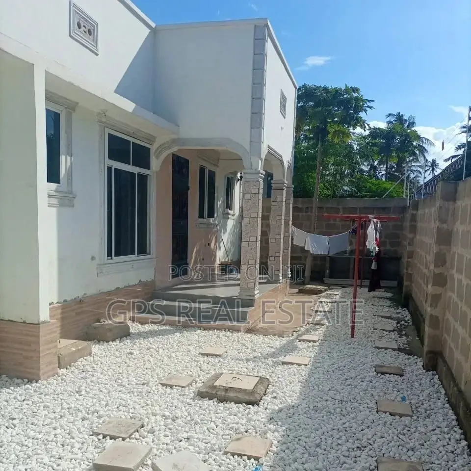3bdrm House in Bunju A, Kinondoni for sale