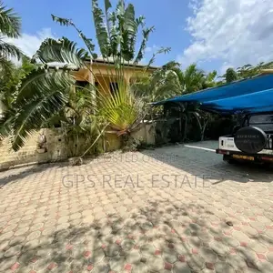 3bdrm House in Tegeta Wazo Bwawani, Kinondoni for sale