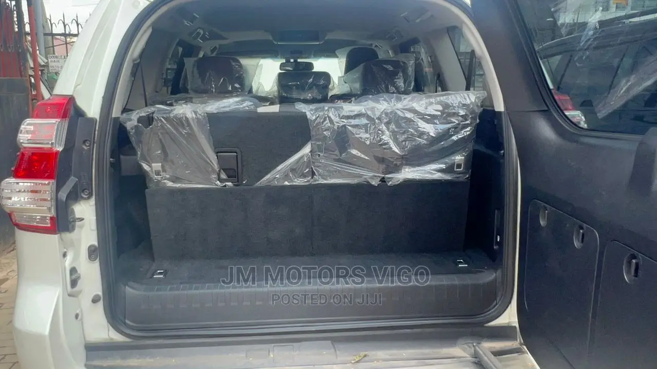 Toyota Land Cruiser Prado 2014 White