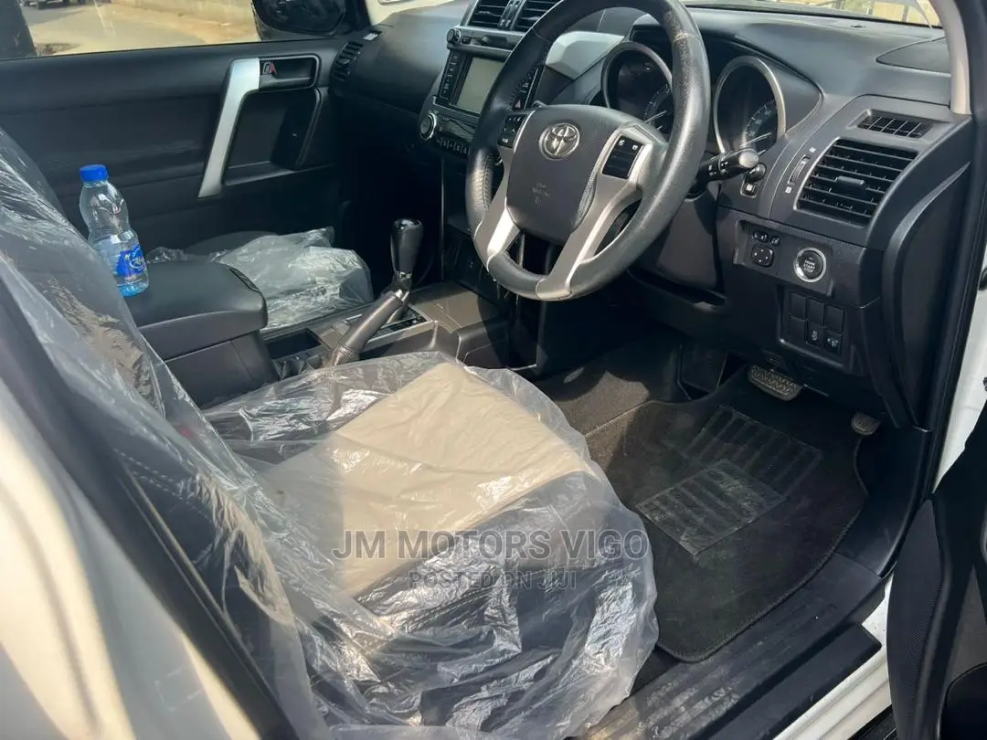 Toyota Land Cruiser Prado 2014 White