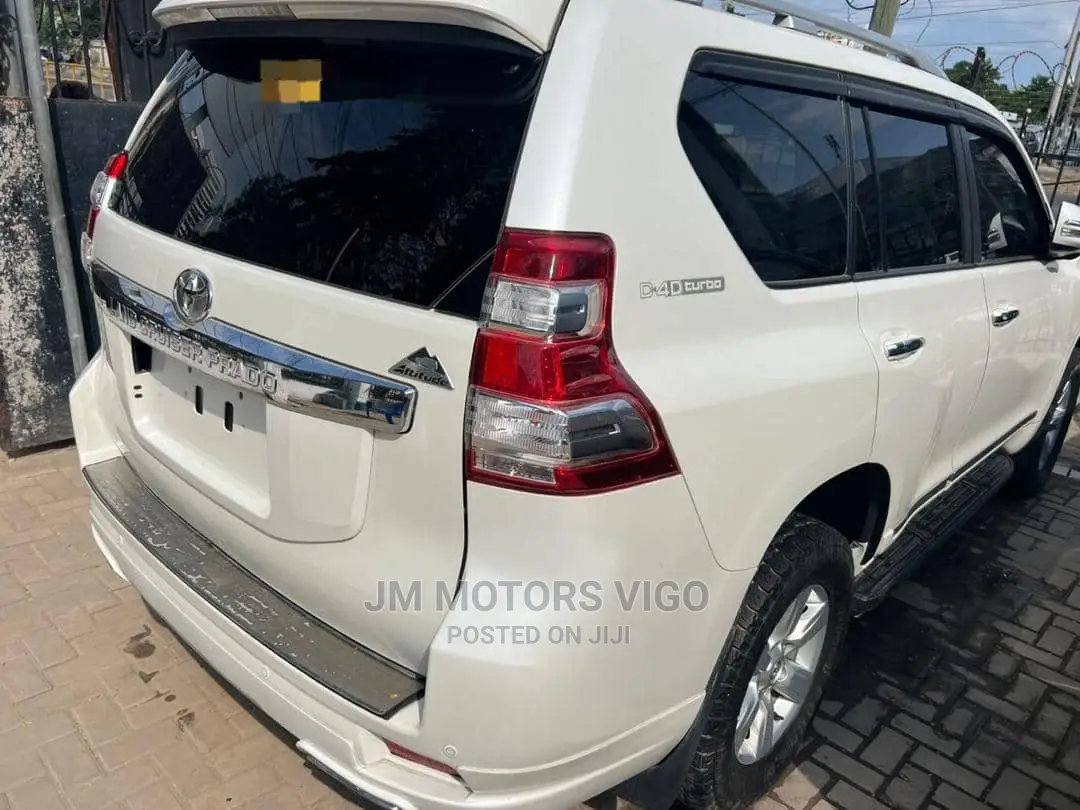 Toyota Land Cruiser Prado 2014 White