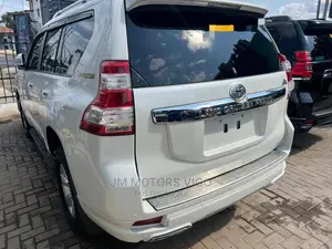 Toyota Land Cruiser Prado 2014 White