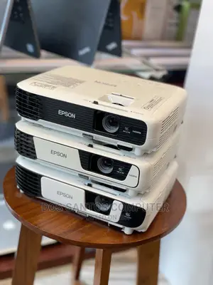 HD EPSON Projectors 100 Inches Display