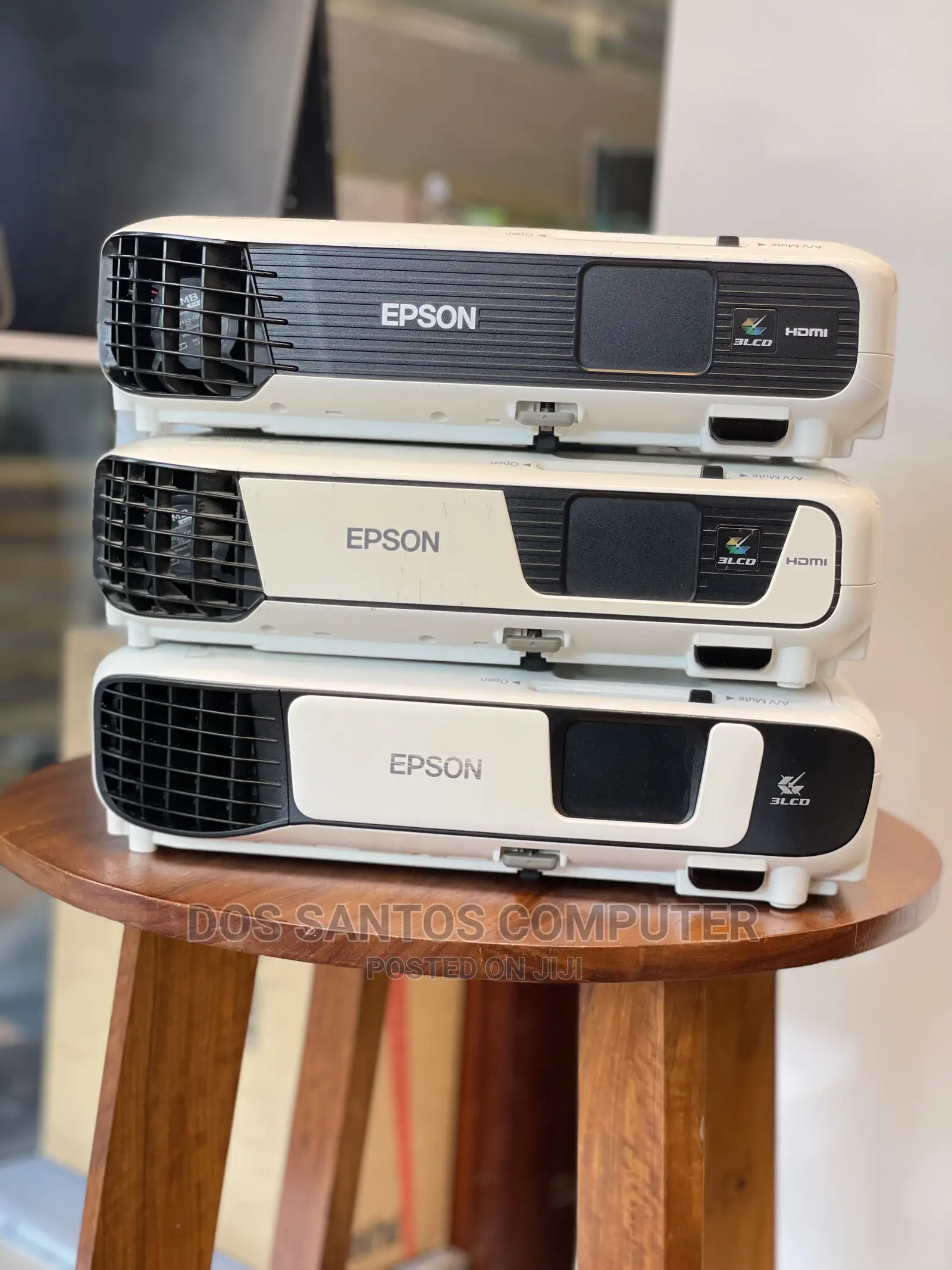 HD EPSON Projectors 100 Inches Display