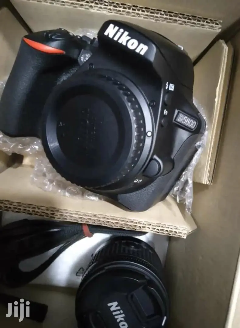 Nikon D5600