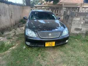 Toyota Crown Royale 2005 Black