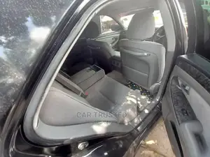 Toyota Crown Royale 2005 Black