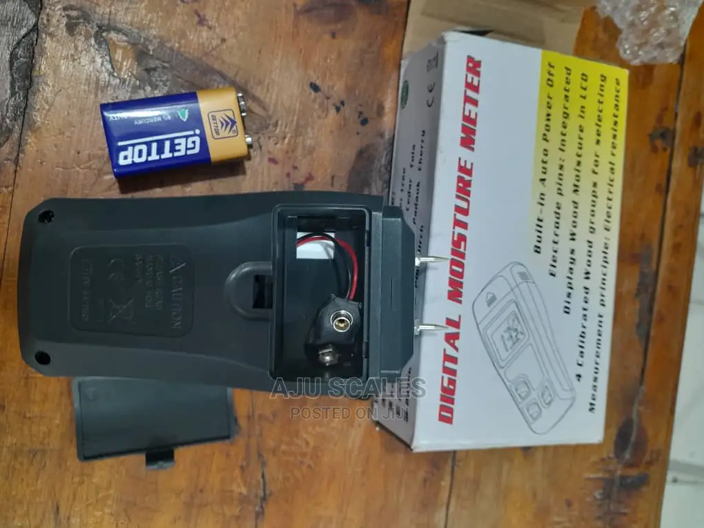 Wood Moisture Meter.
