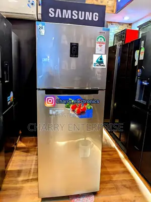 Original Samsung Fridge With Ice Maker 384L