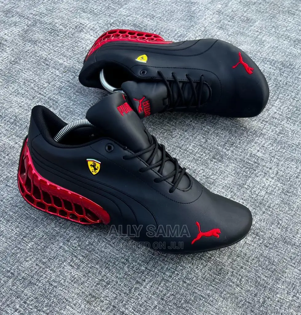 Puma Sneakers