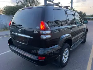 Toyota Land Cruiser Prado 2006 Black