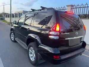 Toyota Land Cruiser Prado 2006 Black