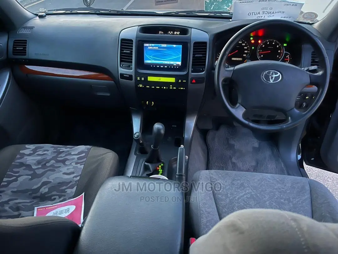 Toyota Land Cruiser Prado 2006 Black
