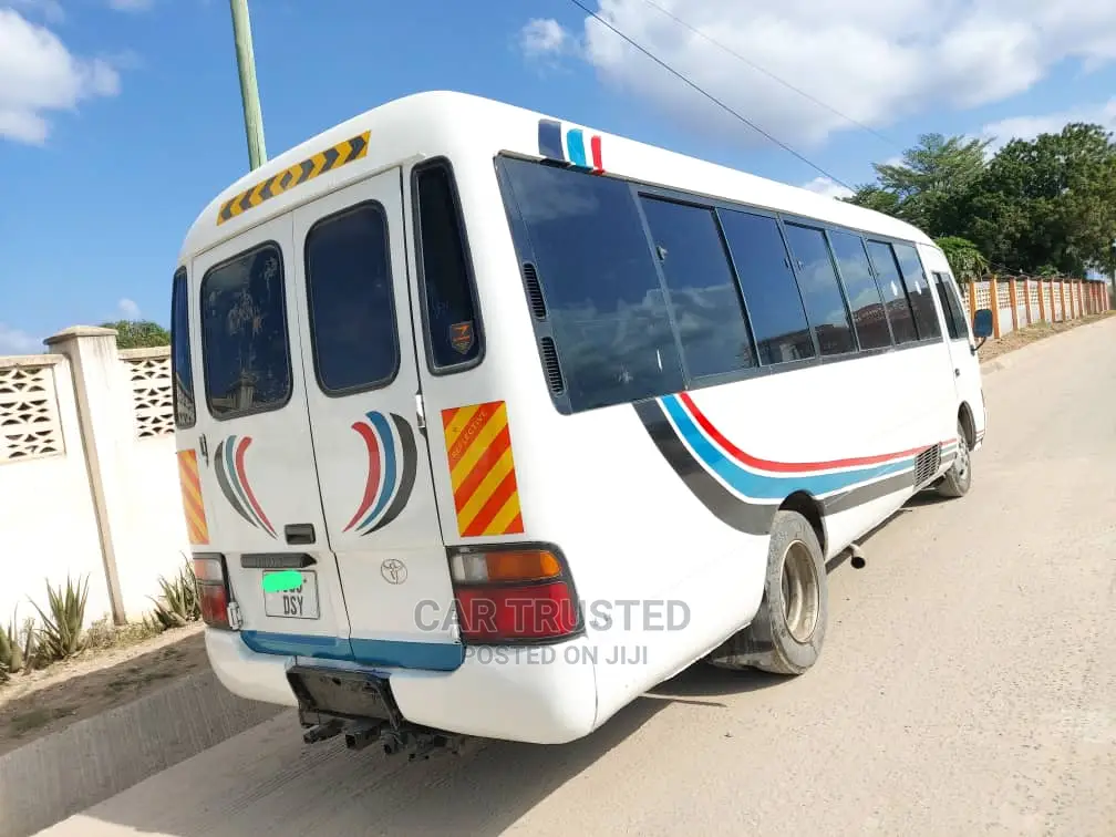 Toyota Coaster 2002 White