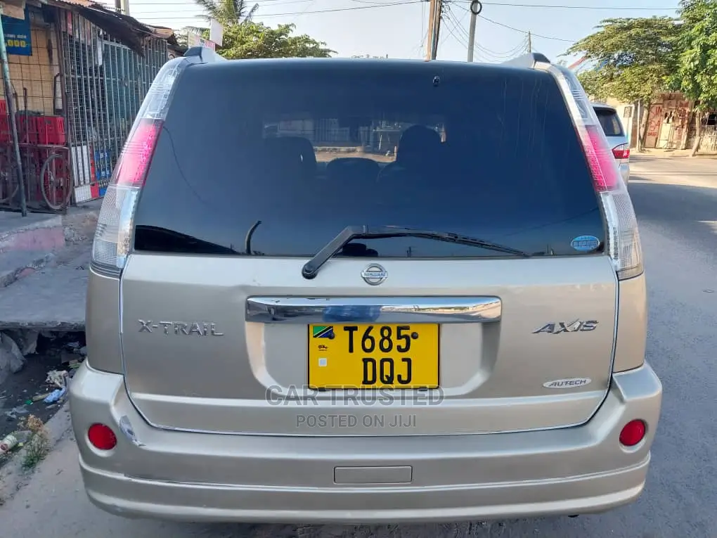 Nissan X-Trail 2.0 Automatic 2008 Gold