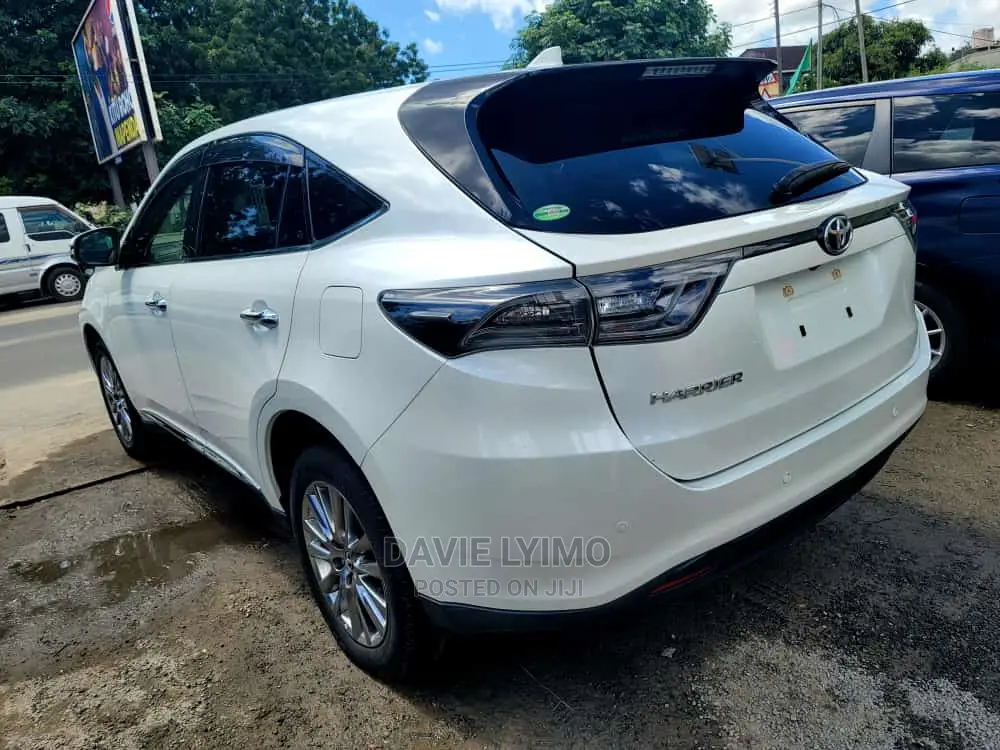 Toyota Harrier 2.0 2014 Pearl