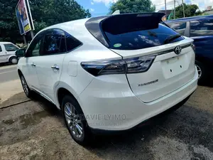 Toyota Harrier 2.0 2014 Pearl