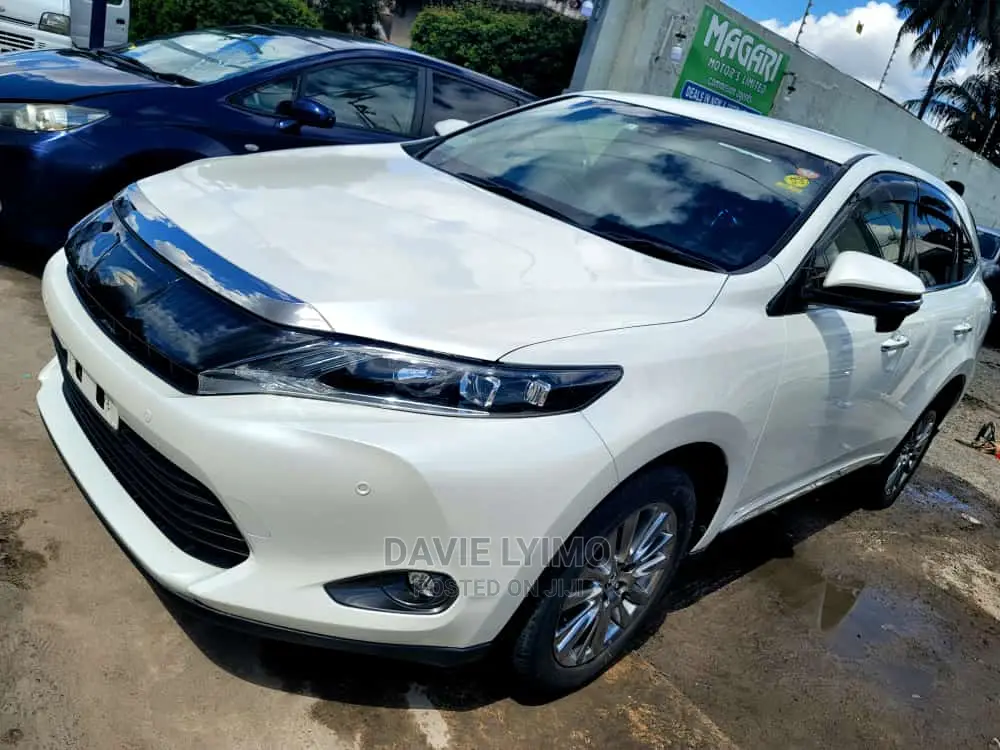 Toyota Harrier 2.0 2014 Pearl