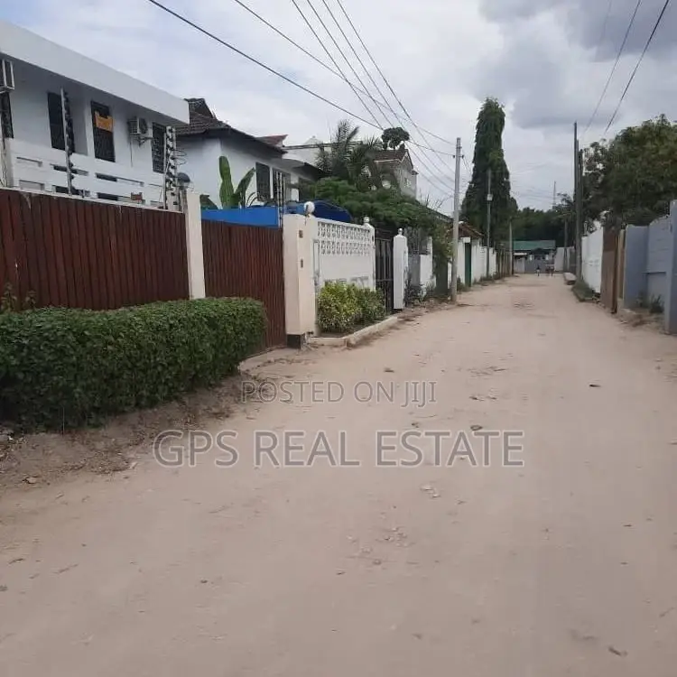 4bdrm House in Msasani, Kinondoni for sale