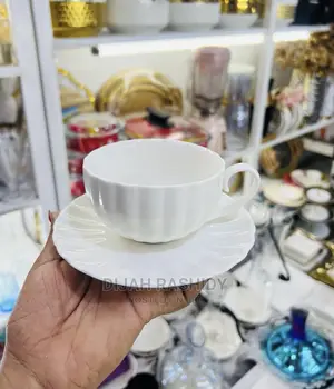Cupsaucer White Colour