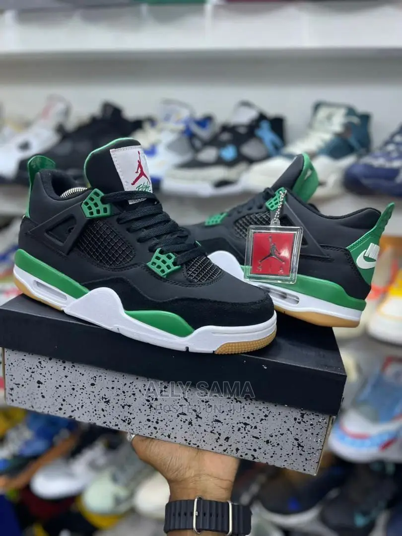 Jordan 4 Sneakers