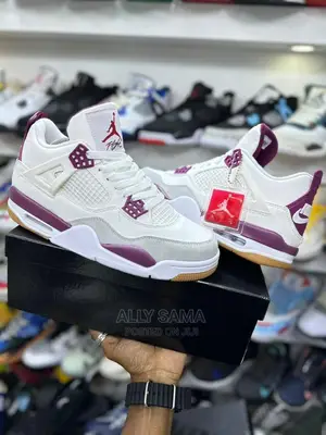 Jordan 4 Sneakers