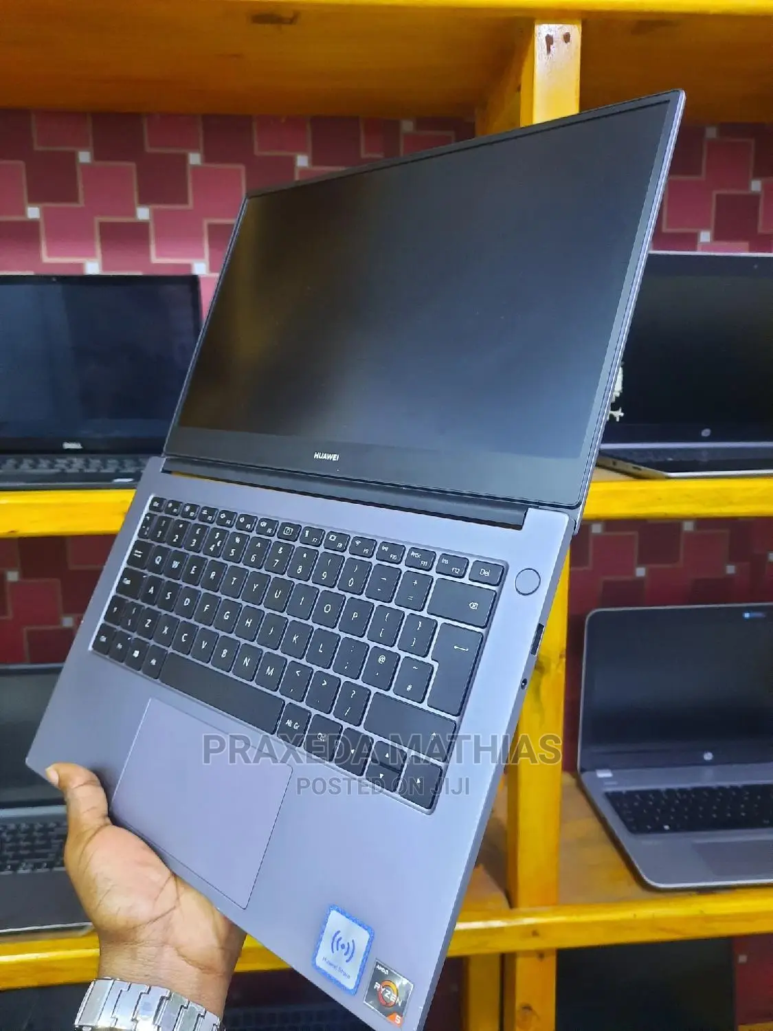 Laptop Huawei Matebook D 15 8GB AMD Ryzen 5 SSD 512GB
