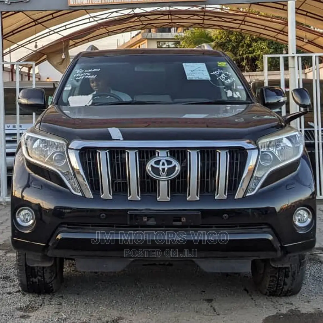 Toyota Land Cruiser Prado 2015 Black