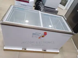 Westpoint Showcase Freezer 400litres