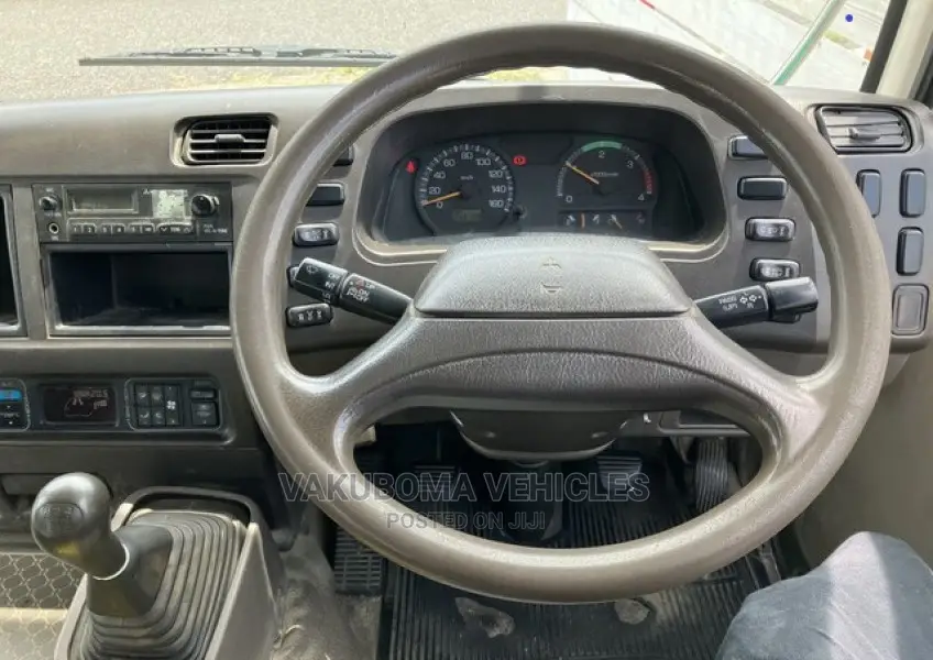 Mitsubishi Fuso Rosa 2000 Green