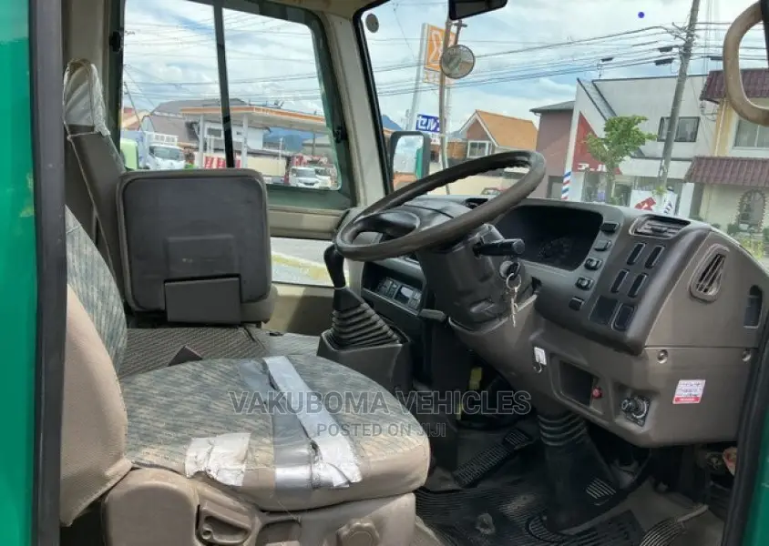 Mitsubishi Fuso Rosa 2000 Green