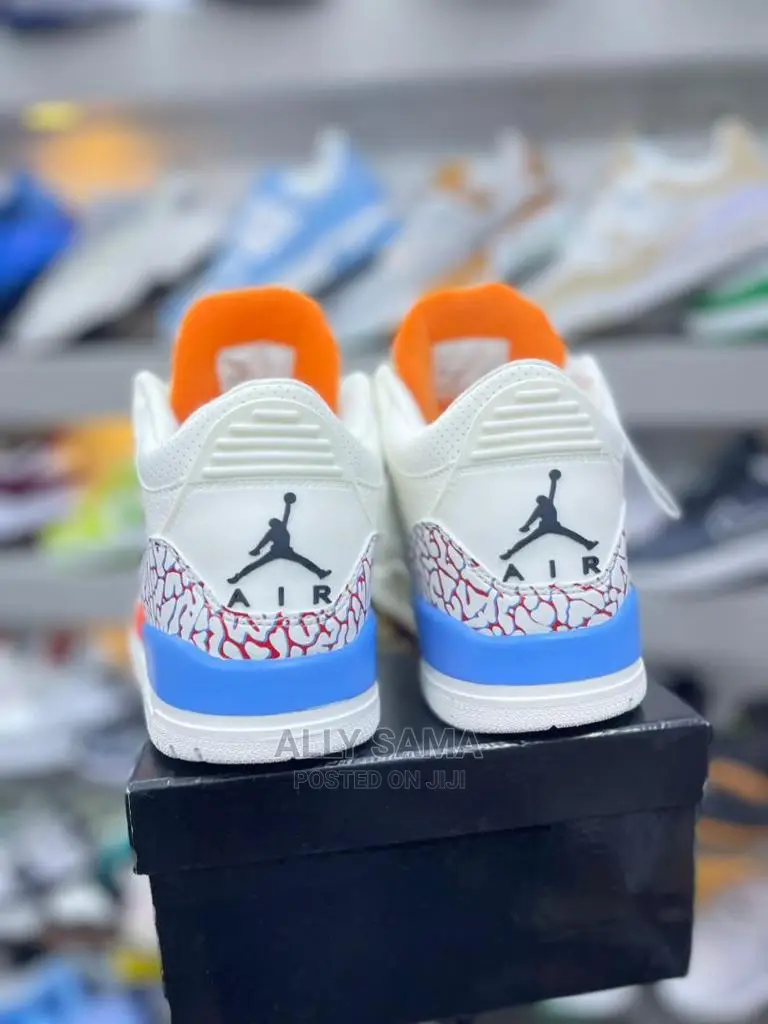 Jordan 4 Sneakers